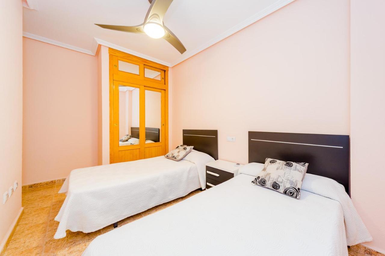 Ferienwohnung Alegria Id 55 Torrevieja Exterior foto