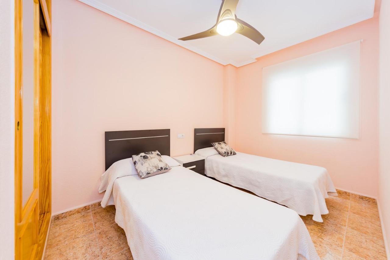 Ferienwohnung Alegria Id 55 Torrevieja Exterior foto